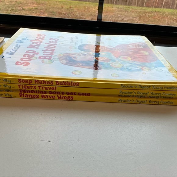 Vintage Set of 4 Reader’s Digest I Wonder Why Children’s Book Series 1990’s - Picture 11 of 16